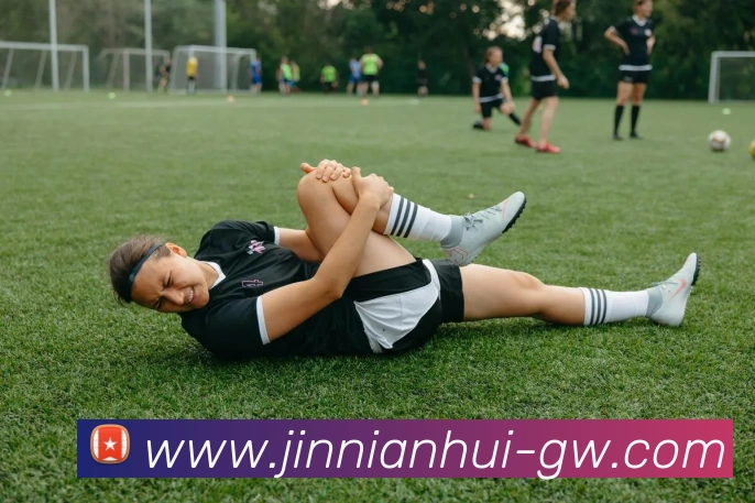 弗兰克的训练课被批评为乏味节奏慢过于注重战术分析